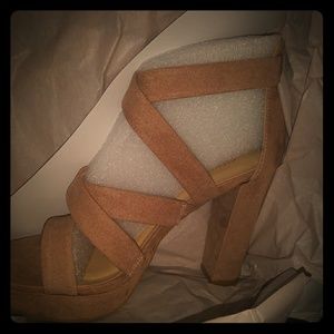 Chinese Laundry Heeled Sandals